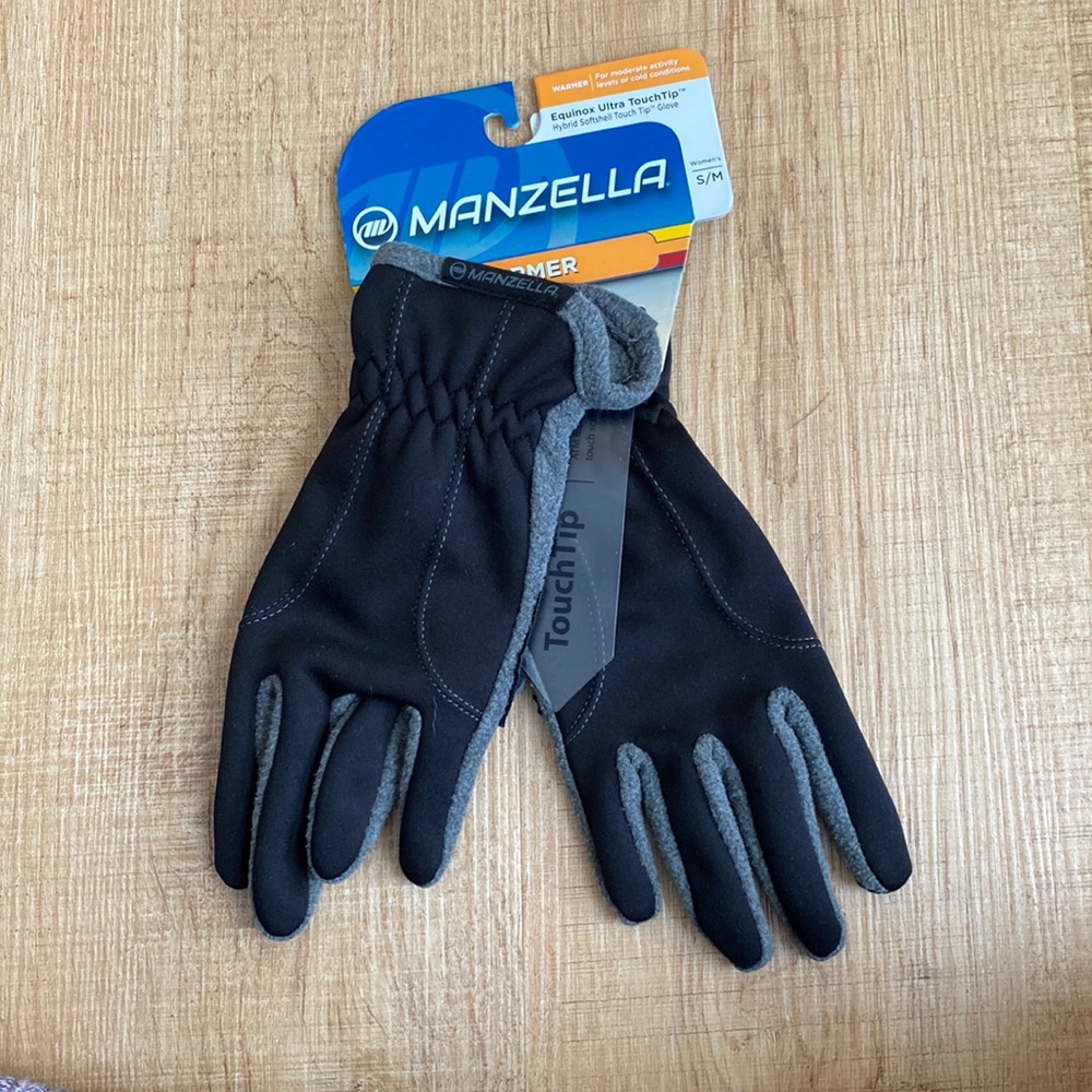 NWT Manzella black and gray womens gloves, size S/M